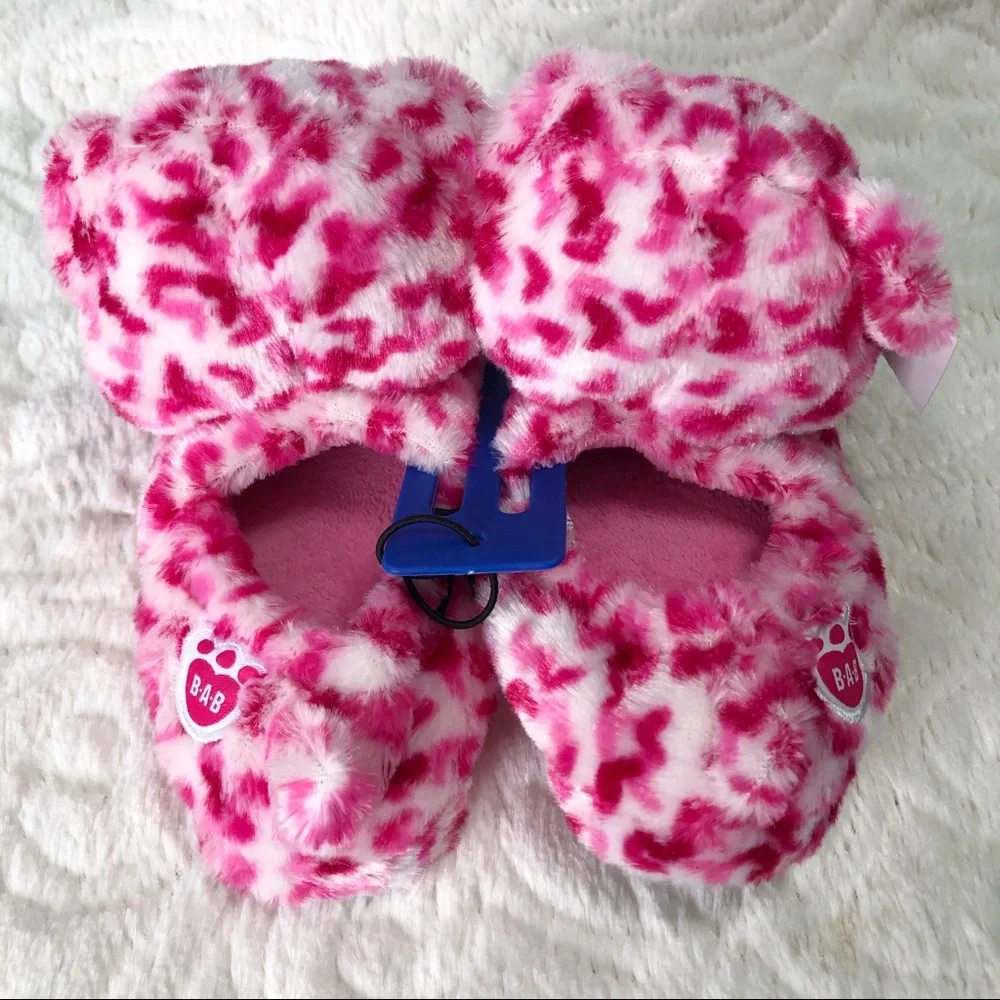 Build-A-Bear Tiny Hearts Bear Slippers Size 10/11 Pink Plush NWT Girls Slip-On